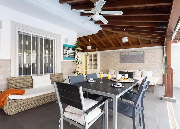 빌라 Luxury With Private Pool & Aircon, Costa Adeje, Tenerife