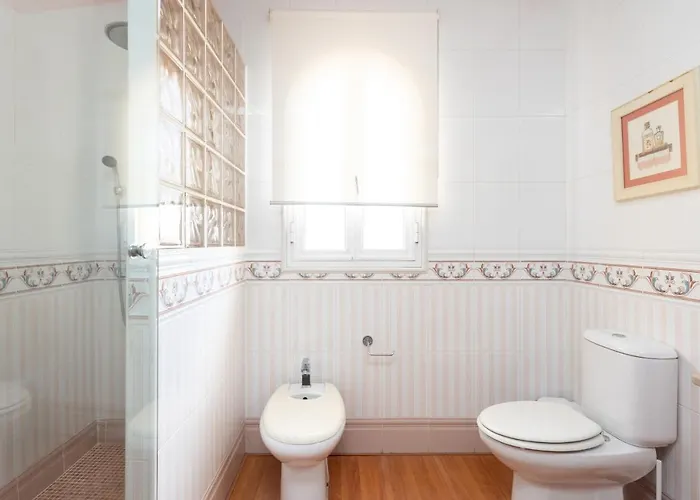 Luxury With Private Pool & Aircon, Costa Adeje, Tenerife 빌라