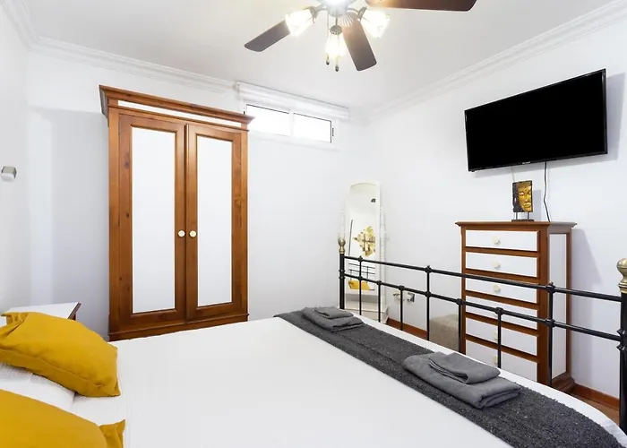 Luxury With Private Pool & Aircon, Costa Adeje, Tenerife 빌라 *