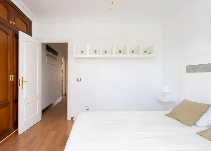 Luxury With Private Pool & Aircon, Costa Adeje, Tenerife 빌라