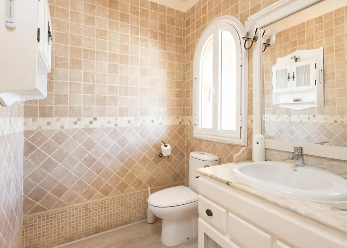 Luxury With Private Pool & Aircon, Costa Adeje, Tenerife 아데제