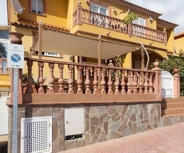 Luxury With Private Pool & Aircon, Costa Adeje, Tenerife 아데제