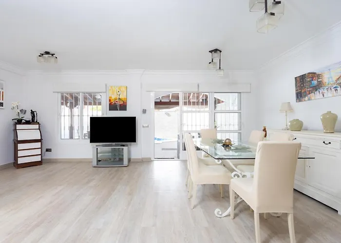 Luxury With Private Pool & Aircon, Costa Adeje, Tenerife Costa Adeje (Tenerife)