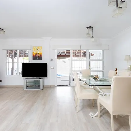 Luxury With Private Pool & Aircon, Costa Adeje, Tenerife Costa Adeje (Tenerife)