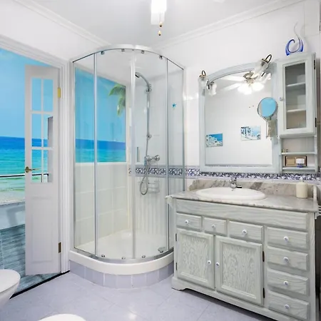 Luxury Villa Playa Duque, Private Pool & Aircon, Costa Adeje, Tenerife Costa Adeje (Tenerife)